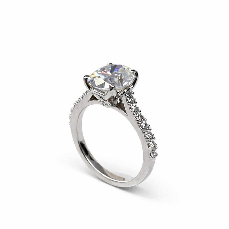 3.00ct Oval Moissanite Engagement Ring White Gold Moissanite Solitaire Engagement Rings Unique Moissanite Wedding Anniversary Rings #6594 Bild 3