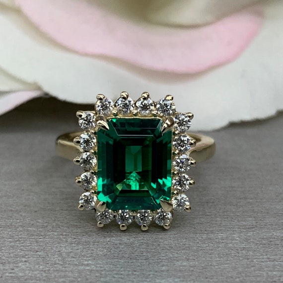 Emerald Cut Engagement Ring / Moissanite Halo Engagement Ring | Etsy