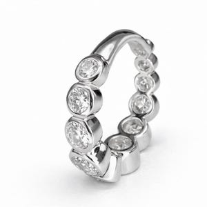 Anillo de media eternidad con diamantes cultivados en laboratorio engastados en bisel, oro macizo de 14k, anillo de boda de uso diario con engaste en bisel #8923 imagen 4