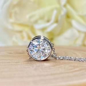 Round Bezel Set Lab Grown Diamond Necklace Pendant , Dainty Diamond Necklace Gift For Her Floating Necklace 14k Gold 2.00ct lab diamond