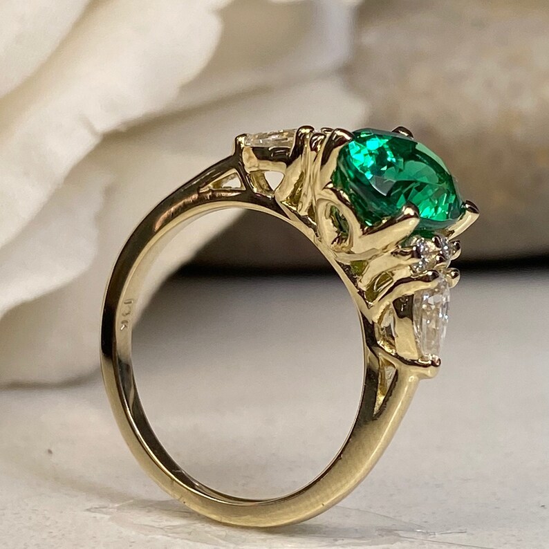 Oval Cut Emerald Engagement Ring 14k Gold Oval Cut Emerald Etsy