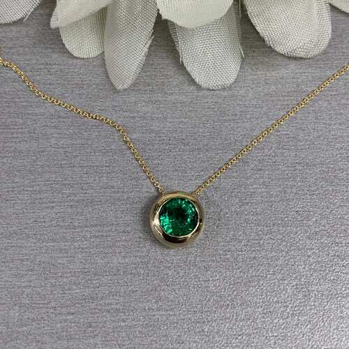 Round Emerald Pendant Necklace 14k 