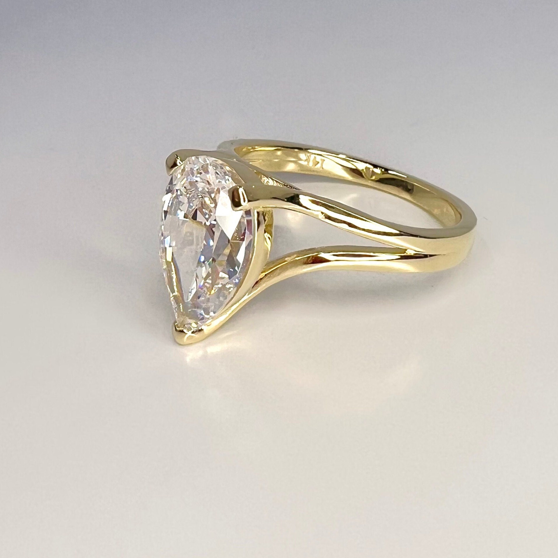 Pear Shaped Solitaire Engagement Ring Solid Gold, Unique Split Shank ...