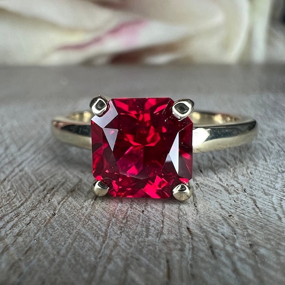 Radiant Cut Engagement Ring / Red Ruby Wedding Solitaire / - Etsy Sweden
