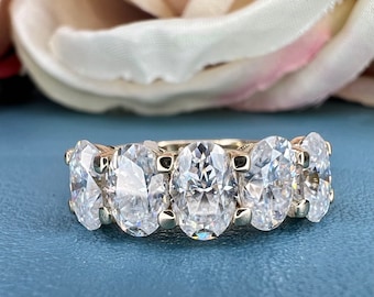 Moissanite Anniversary Band, Oval 5 Stone Band, Oval Moissanite Wedding Band, Everyday Ring, 14k Gold Wedding Ring, Anniversary Gift,  #4801