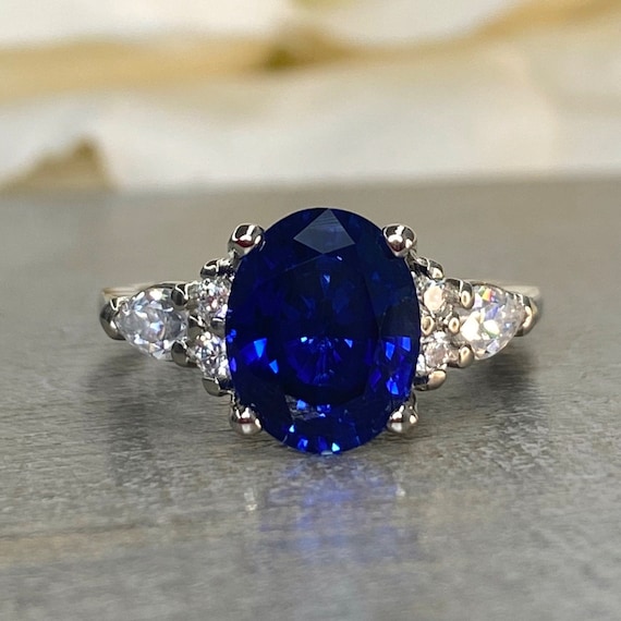Vintage blue engagement rings discount