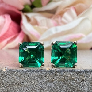 Asscher cut green emerald screw back stud earrings, 3.50ctw, 14k yellow gold  #5284