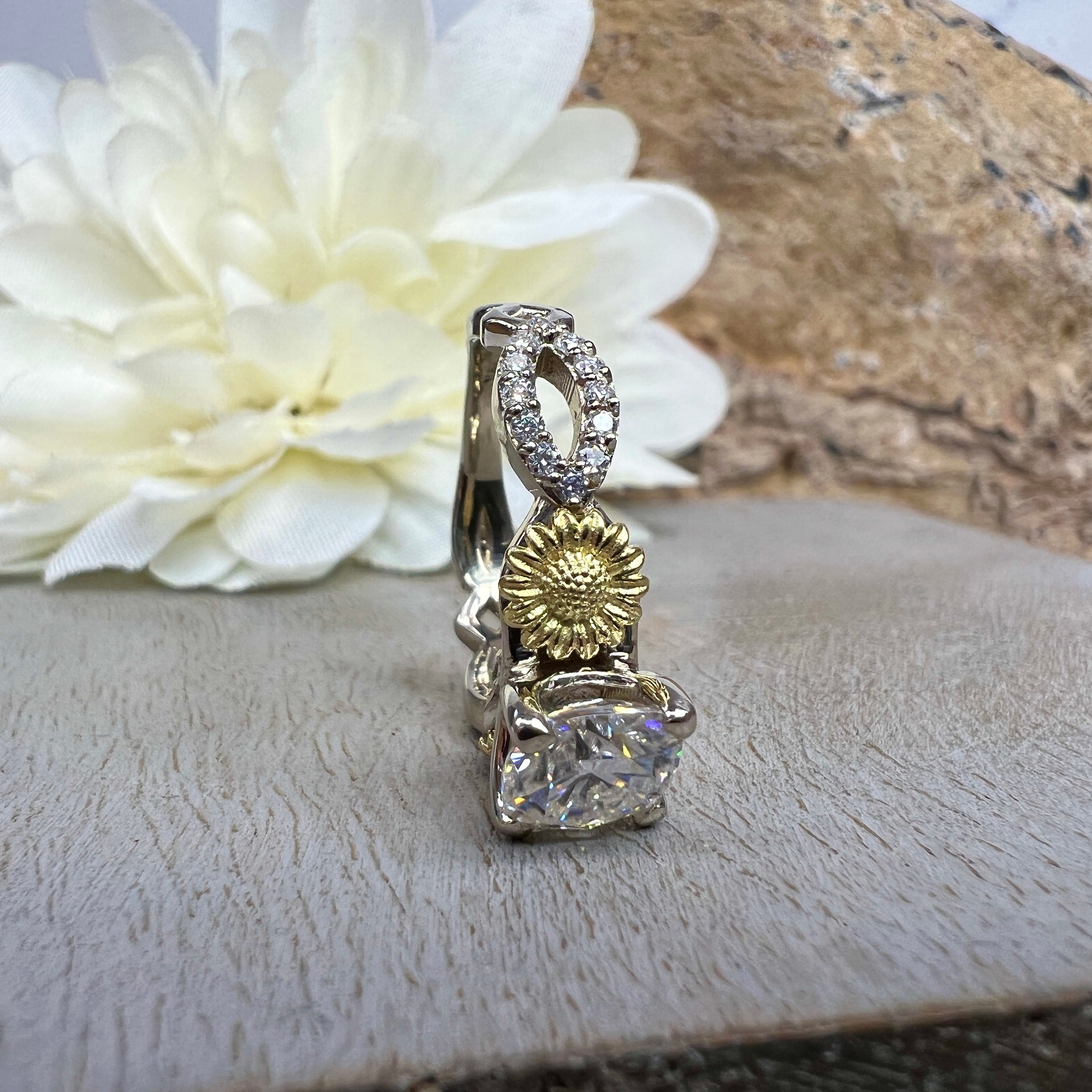 moissanite sunflower ring * 11号 Sunflower Moissanite Ring - Etsy