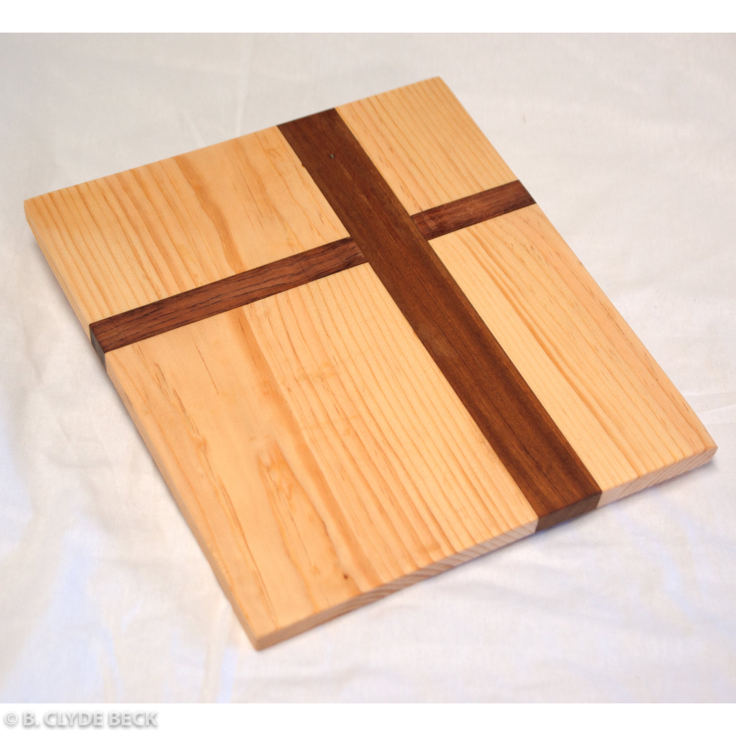 Eccentric Cross Serving Platter Cutting Board for Cheese 