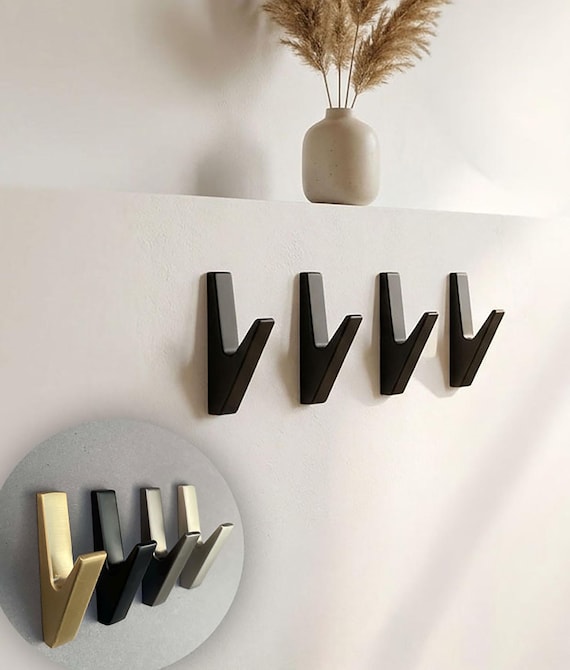 Einzelne Garderobenhaken im modernen Stil. Gold Silber Anthrazite Schwarze Metallhaken. Wandhaken für Eingang und mehr