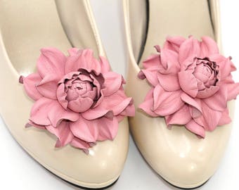 Shoe clips - Genuine leather SHOE CLIPS flowers,  pink rose shoe decoration | Pumps flowers | Shoe jewelry | Handmade shoe jewellery