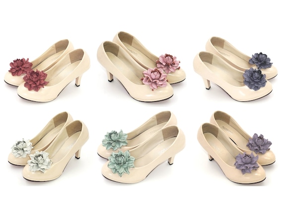Genuine LEATHER shoe clips, flower SHOE CLIPS, rose shoe clips, floral pumps decoration, wedding shoe jewelry, handmade bridal shoe clips