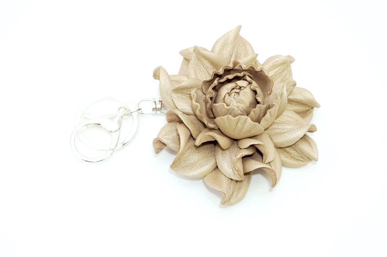 Bag Charm Leather Flower Rose 3, Light Champagne Rose Bag Clip, Real Leather Purse Charm, Flower Bag Clip, Keychain Rose Zipper Charm image 3