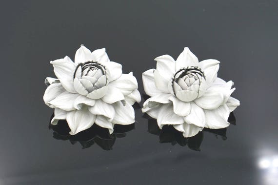 White flower shoe clips, leather shoe clips - PresentPerfect