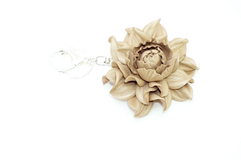 Bag Charm Leather Flower Rose 3, Light Champagne Rose Bag Clip, Real Leather Purse Charm, Flower Bag Clip, Keychain Rose Zipper Charm image 6