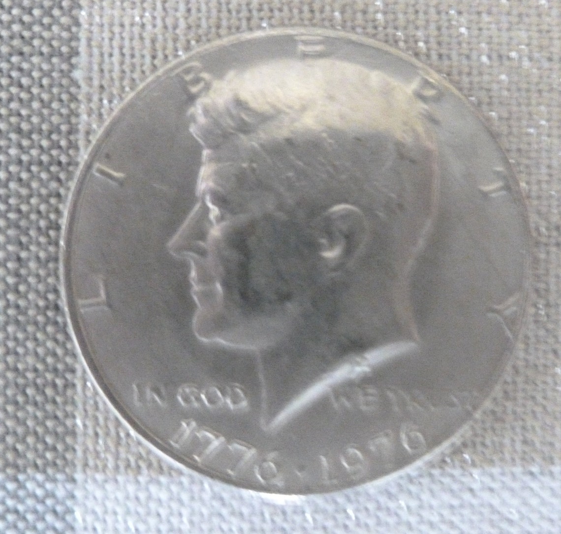 RARE 1776 1976 Bicentennial Kennedy Half Dollar No Mint Mark NM rare-1776-1976-bicentennial-kennedy-half-dollar-no-mint-mark-nm