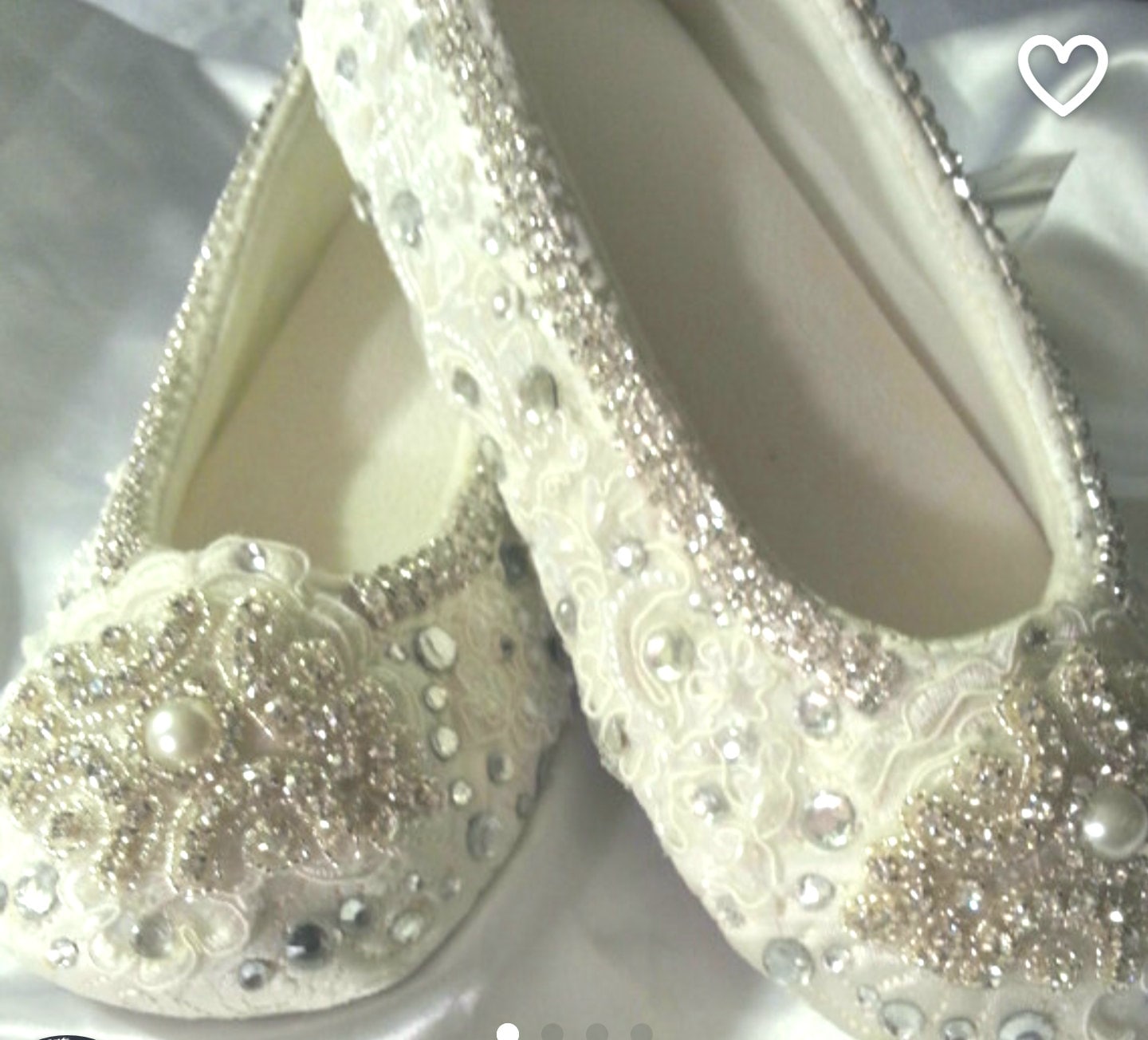 women's white ballet slippers