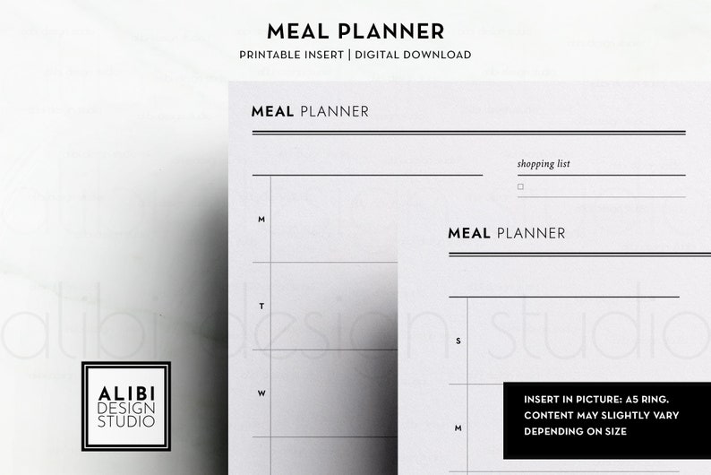 K&ouml;nnte beinhalten: Ein druckbarer Meal Planner-Einsatz mit einem w&ouml;chentlichen Raster zur Planung von Mahlzeiten und einem Abschnitt f&uuml;r eine Einkaufsliste. Der Text "MEAL PLANNER" erscheint oben auf der Seite und in der Mitte der Seite. Der Text "shopping list" erscheint in der oberen rechten Ecke der Seite. Der Text "INSERT IN PICTURE: A5 RING. CONTENT MAY SLIGHTLY VARY DEPENDING ON SIZE" erscheint in der unteren rechten Ecke der Seite.