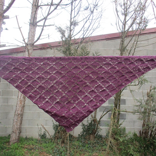 châle au crochet maille dentelle