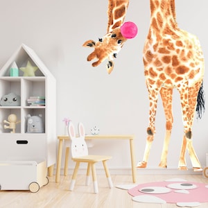 Calcomanía de pared para habitación de bebé con jirafa - Jirafa grande con chicle - Adhesivo de animal con jirafa en acuarela - Decoración del hogar para dormitorio de niño y niña de África