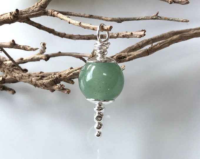 Necklaces - pendants made of green aventurine and silver sterling (925)