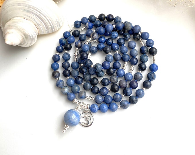 Mala made of Dumortierite, decorated with silver sterling (925), final bead and OM symbol, necklace made of "take-it-easy stone"