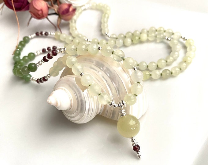 Mala necklace made of serpentine and nephrite (jade), decorated with silver and garnet, prayer beads “inner balance and healing”