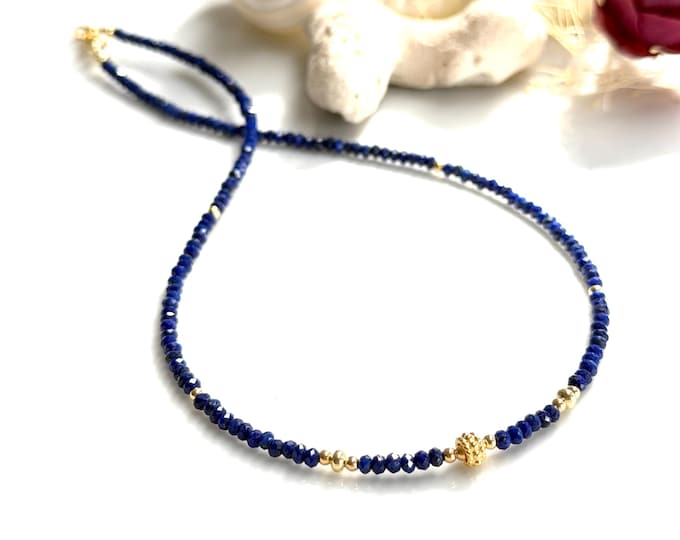 Lapislazuli Choker, kurze Halskette aus Lapis mit Silber vergoldet (925)