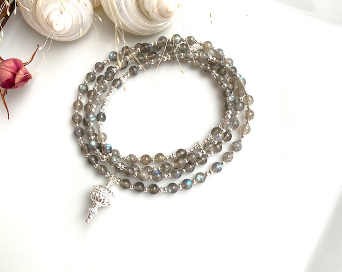 Mala made of extra labradorite and silver, closing bead silver, valuable, elaborately designed prayer chain with 108 beads