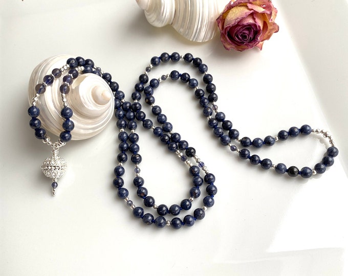 Mala made of sapphire and iolite, elaborately decorated with silver (925) and iolite necklace with final pearl made of silver (925)