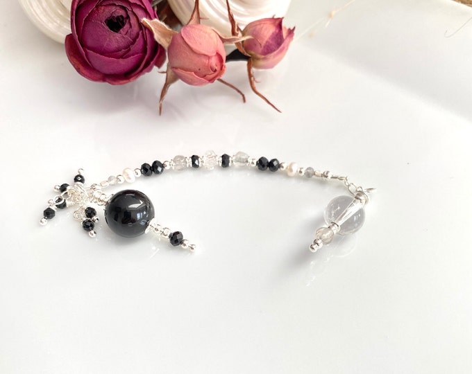 Pendulum made of black tourmaline, freshwater pearls, inclusion quartz, rock crystal and sterling silver, radiesthesia