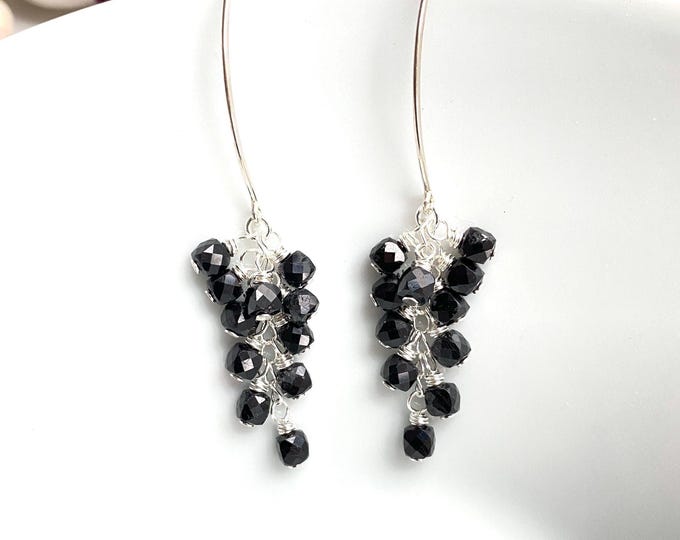Earrings made of black tourmaline and silver sterling (925), dangling earrings in navette shape with tourmaline cubes wrapped on silver