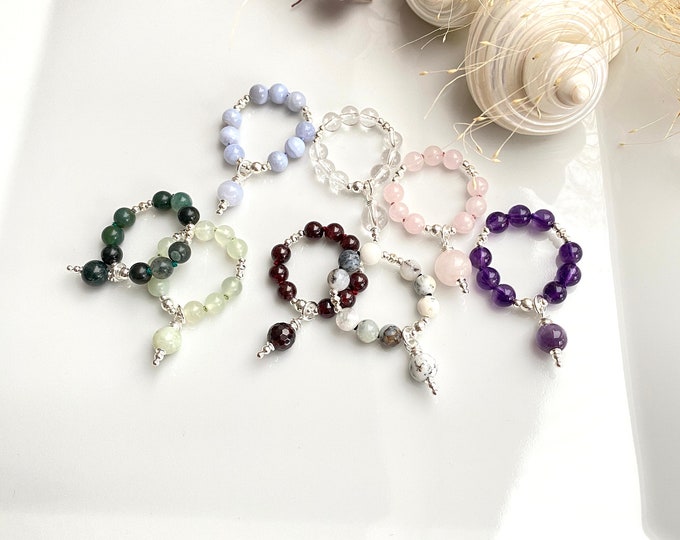 Finger Mala with 9 beads made of healing stones, decorated with silver, mini mala, prayer beads