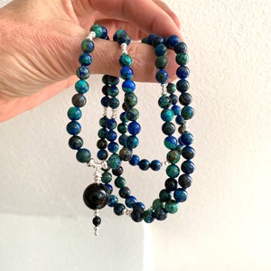 Mala en azurite malachite, décoré d'argent sterling 925, perle finale en tourmaline noire, chaîne de prière composée de 108 perles rares image 10