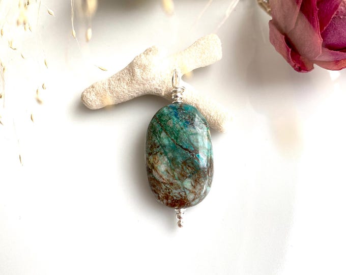 Pendant made of Shattuckite and silver sterling (925), unique gift made of healing stones, yoga jewelry, statement jewelry
