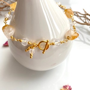 Bracelet en citrine et cristal de roche sur fil de joaillerie plaqué or image 4