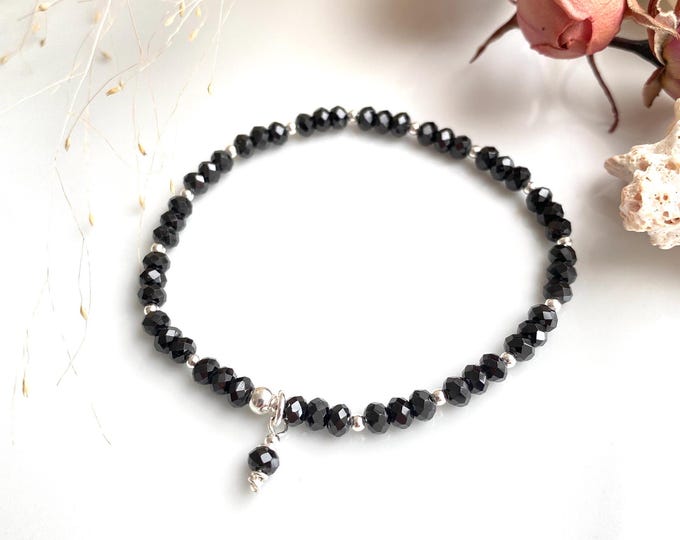 Sparkling bracelet made of Schorl Tourmaline decorated with silver, final pearl Schorl Tourmaline black, yoga jewelry, jewelry with protective stones