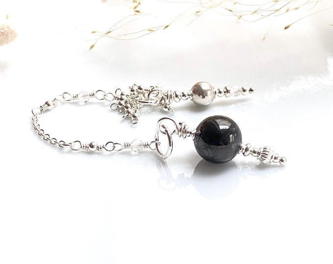 Small, black pendulum made of shungite, rock crystal and sterling silver, handmade, dowsing