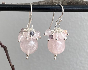 Cluster earrings made of rose quartz, spinel and silver