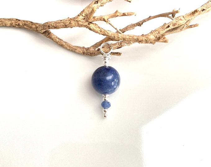 Sodalite and sterling silver pendant