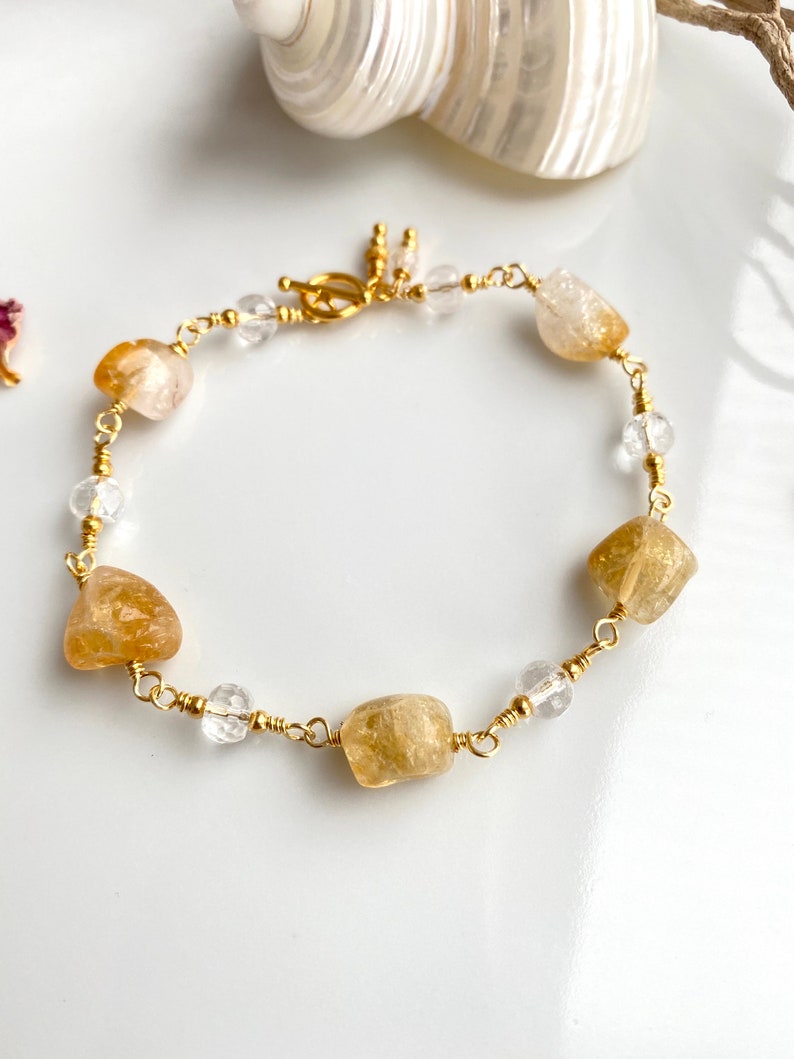 Bracelet en citrine et cristal de roche sur fil de joaillerie plaqué or image 2