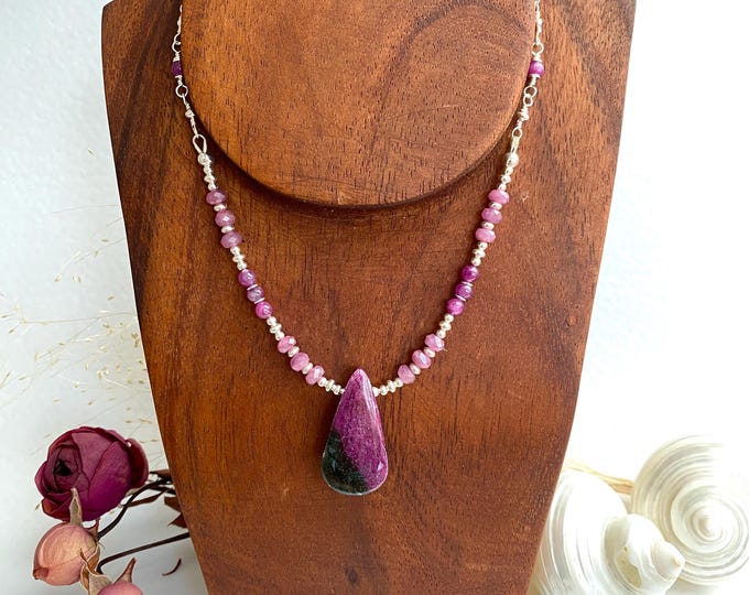 Unique necklace made of ruby and silver sterling, handmade one-of-a-kind piece, gift for jewelry enthusiasts, statement jewelry