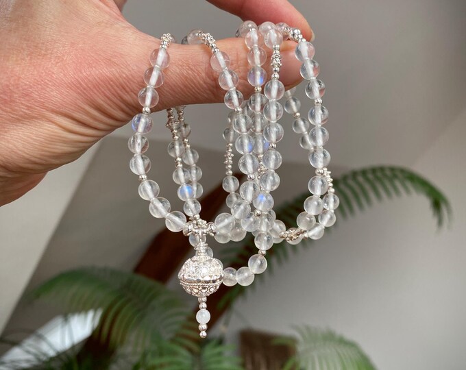 Precious mala made of white labradorite (extra), with silver 925, yoga jewelry with 108 beads, mala necklace for zen seekers
