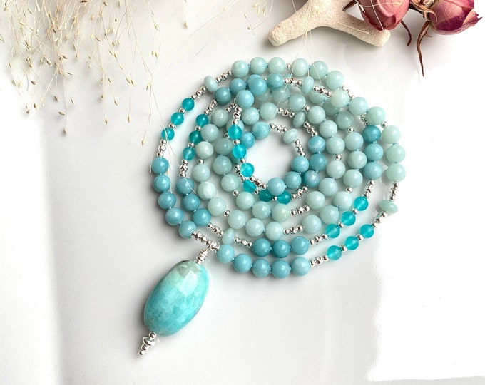 Mala necklace made of Amazonite (between AA and AAA), decorated with sterling silver, final element nugget made of Amazonite, prayer beads