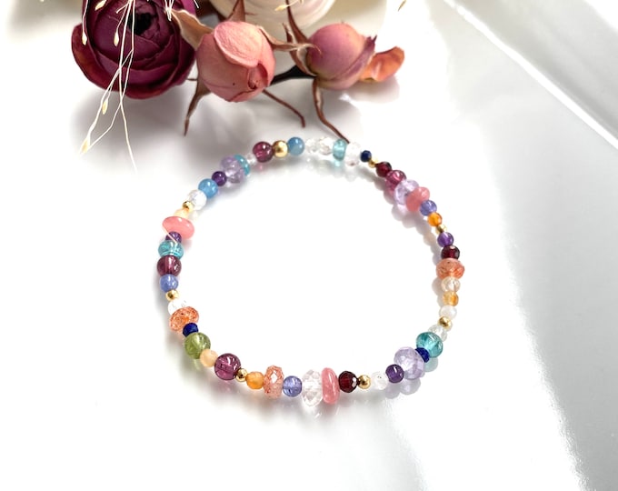 Multicolor bracelet made of precious stones, healing stones, and chakra crystals, gold-plated with silver, without clasp, gift for women, yoga jewelry