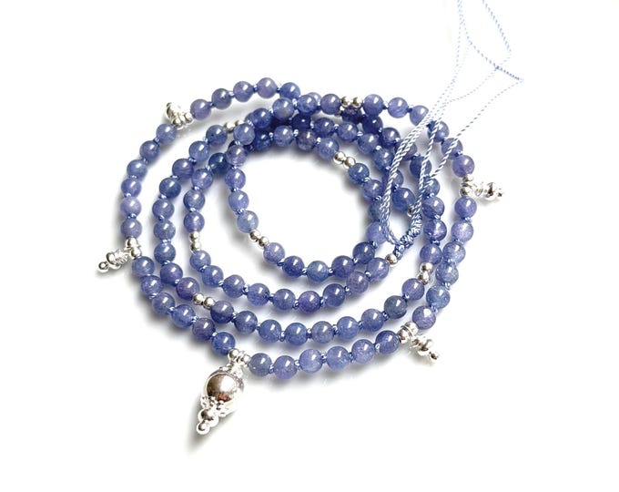 Short, delicate mala made of tanzanite with sterling silver 925, prayer beads made of 108 healing stones, yoga jewelry, meditation necklace "Transformation"