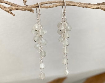 Earrings made of white moonstone and silver sterling (925), long, elegant hanging earrings, grape shape