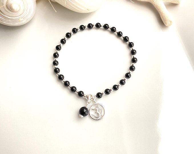 Mini Mala made of Schorl Tourmaline decorated with silver, final bead Schorl Tourmaline and OM - pendant, bracelet, prayer chain