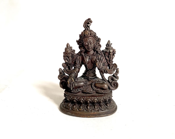 weiße Tara Kupfer - Statue aus Nepal, kleine handgefertigte Statuette, Einzelstück, weiblicher Bodhisattva