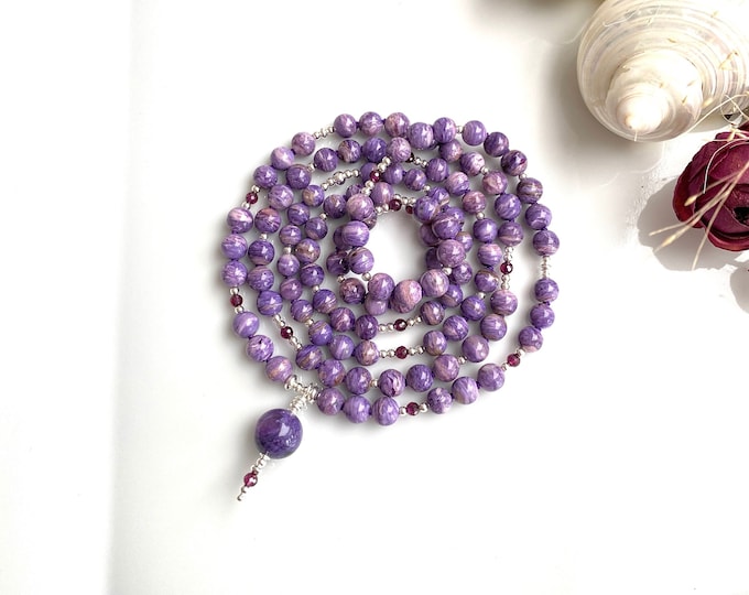 Mala made of charoite, decorated with violet garnet and silver, end bead made of charoite, prayer beads made of rare stones, yoga jewelry
